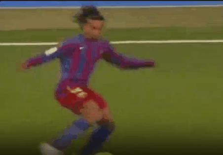 足球记忆九宫格游戏,足球游戏几十年变化