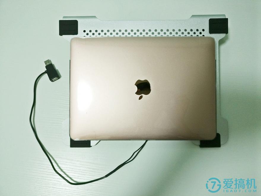 驱走闷热，给你的PC“冲个凉”！——ORICO全铝DIY双风扇笔记本散热垫体验