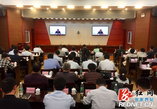 来了新闻早班车每天更新,来了今日新闻早班车