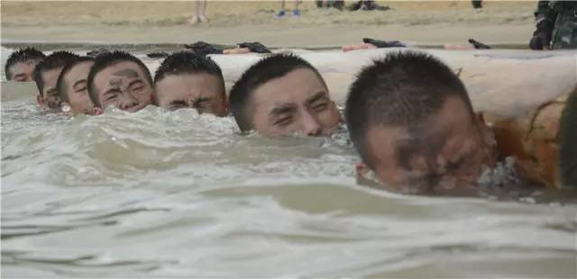 五一劳动节兵哥哥,军营五一的别样风采