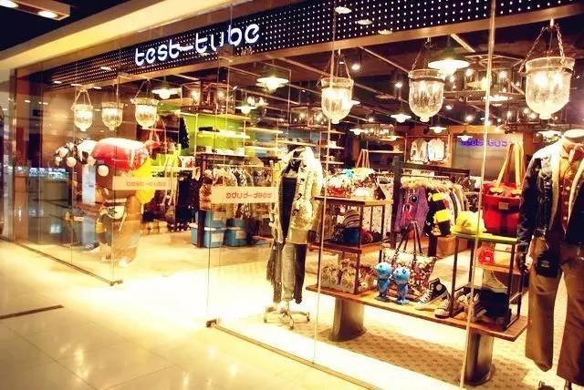 购物中心常见十大女装品牌,购物中心有名的衣服品牌大全