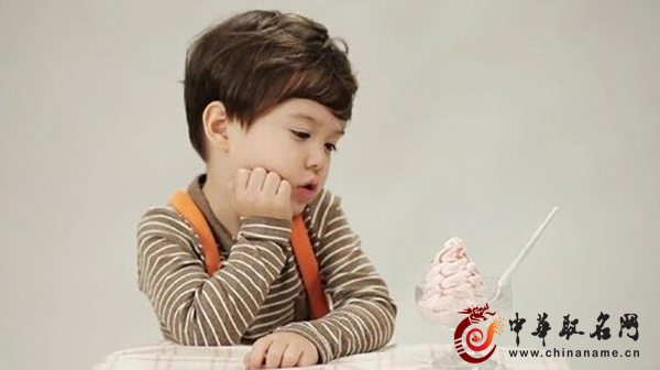 朗朗上口的名字女孩名字,大气上档次的男孩女孩的名字大全