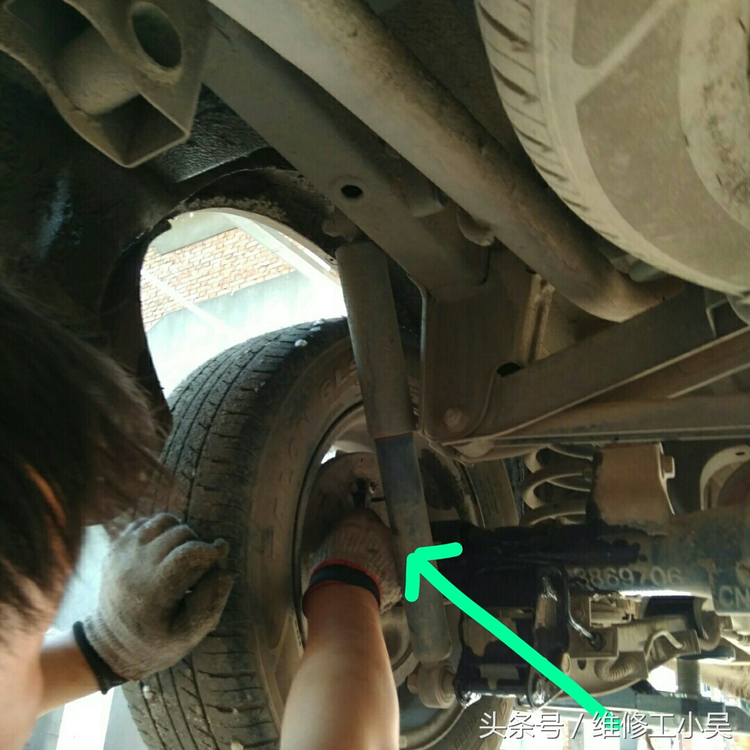 停车脚刹不灵,汽车机械脚刹不灵怎么解