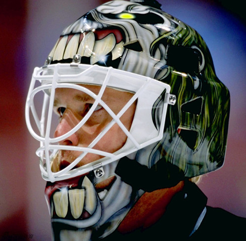 冰球赛为何经常变成拳击赛,冰球变成拳击赛