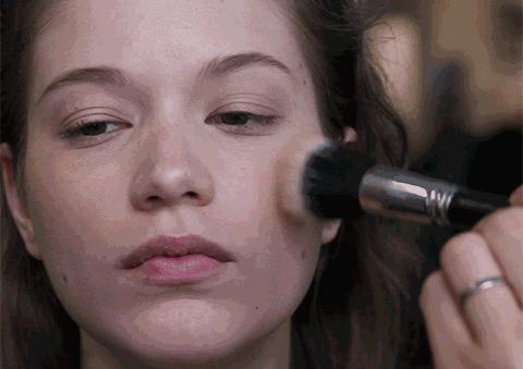 隐形眼镜液洗化妆刷,隐形眼镜水洗化妆刷