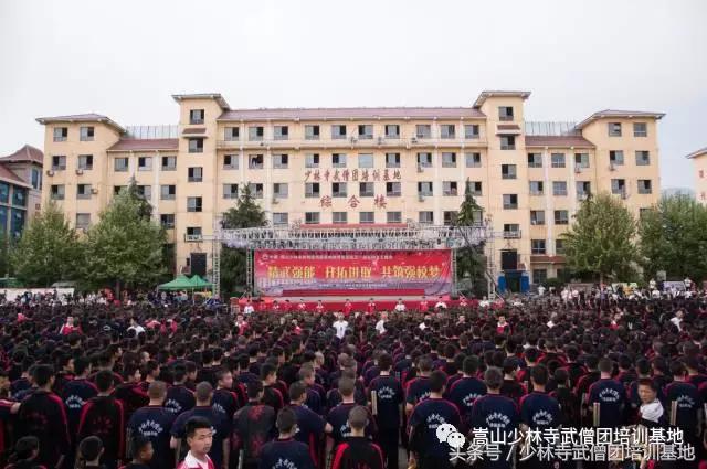 5.1年会十大爆笑节目,5.12晚会表演的节目