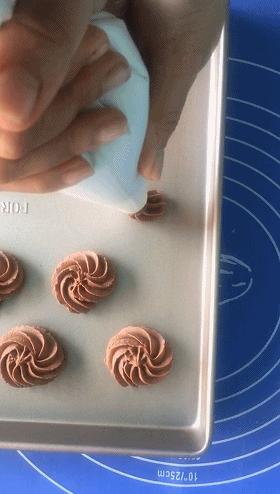 学会烘焙的好方法,做出来的曲奇饼干只酥不脆