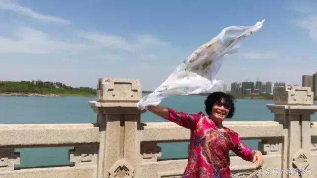 开怀一笑无忌惮,老怪小妖真齐全(红叶网老友聚会图文综合)