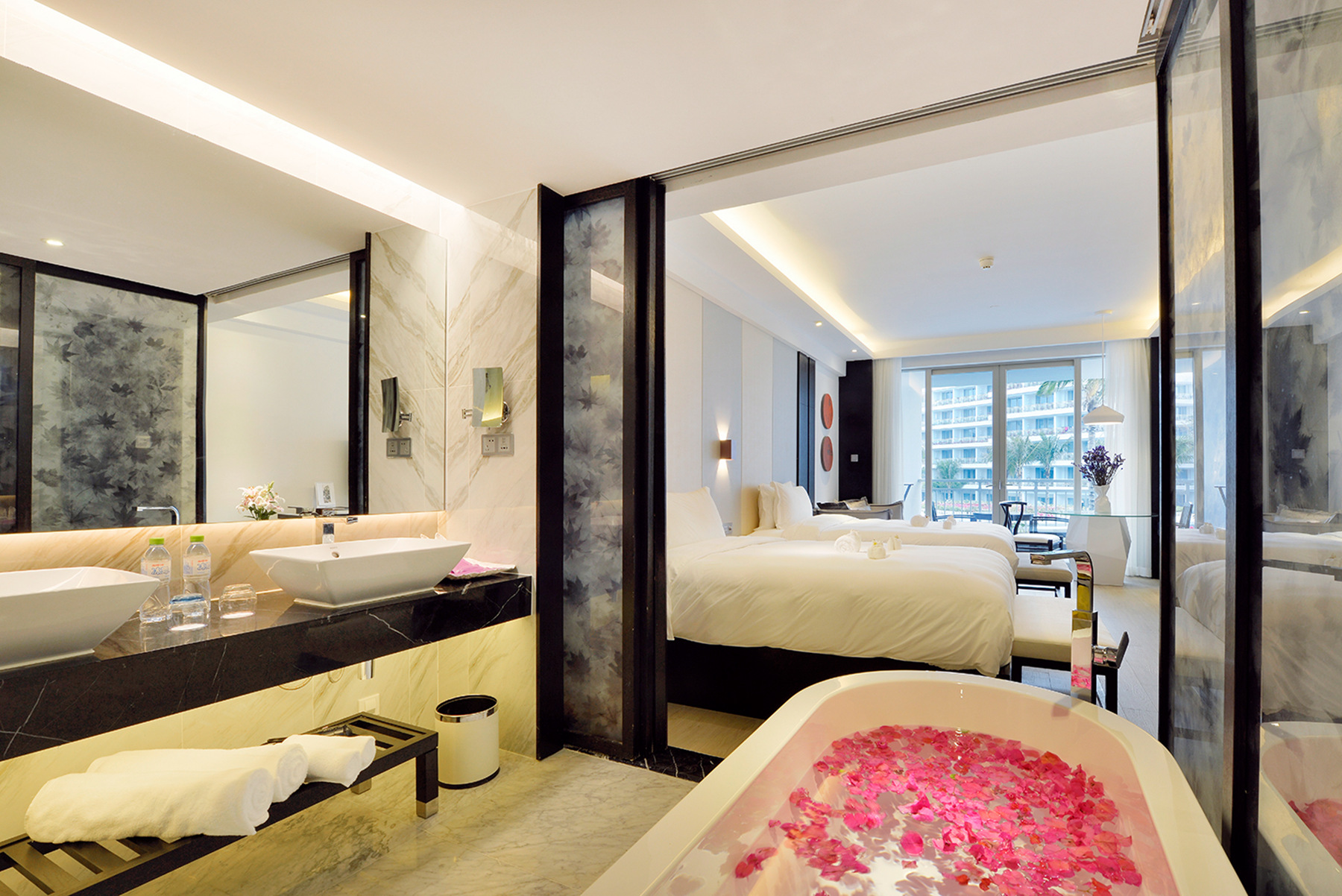 去三亚玩的旅游攻略,错峰去三亚