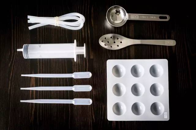 买个玩具5000块,买5000个玩具