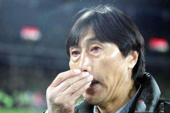 李响足球记者,足球记者李响情史