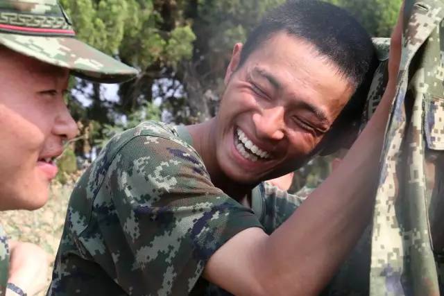 五一劳动节兵哥哥,军营五一的别样风采