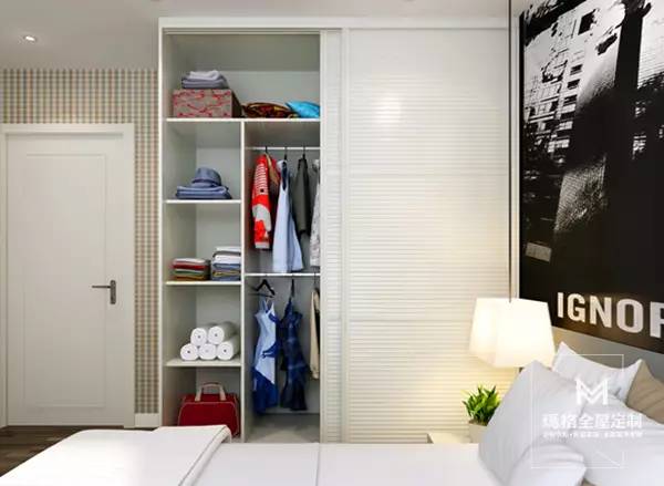 木质家具上的墨渍怎么去除,木质家具上的油污怎么清理