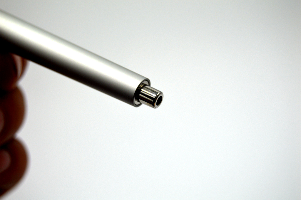 0.1mm精准测距，一划即测，千元售价是否超值