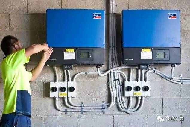 农村屋顶自装太阳能发电划算吗,太阳能发电盖房