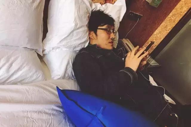 最真实稻城亚丁航拍,一分钟感受稻城亚丁景点