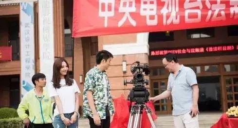 这所颜值逆天的学校，不仅是剧组常驻地，连教授都是国内一线明星