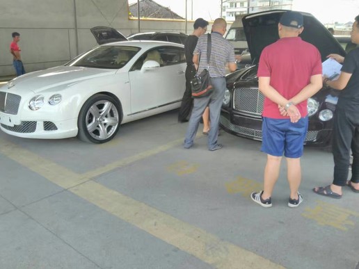 太有钱了！浙江二手车从业者带你看看正在准备过户的二手豪车们