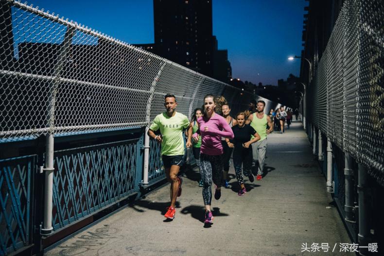 初跑者跑鞋怎么根据脚型选,如何选好一个合适的跑步鞋