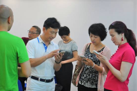 鍝佽川鐢熸椿鍒涙剰鎽勫奖,鎵嬫満鎽勫奖鍒涗綔涓撻璁插骇