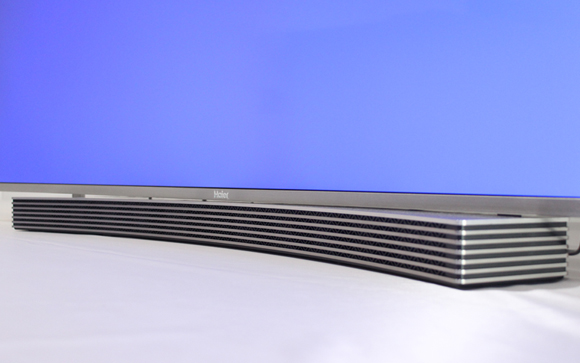 一台设备控制智能家居,一台电脑控制全屋电视