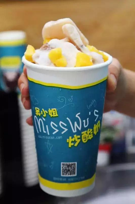 一女子经常吃豆腐乳发现惊人秘密,女生为什么这么喜欢吃炒酸奶