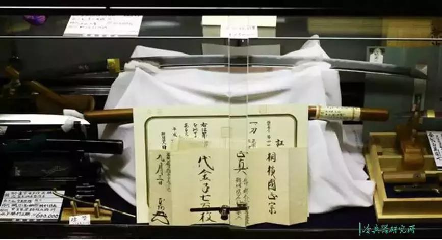 日本武士刀对比现代科技刀,日本刀武士刀特点