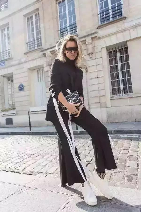 渔网袜潮酷搭配,破洞渔网袜穿搭