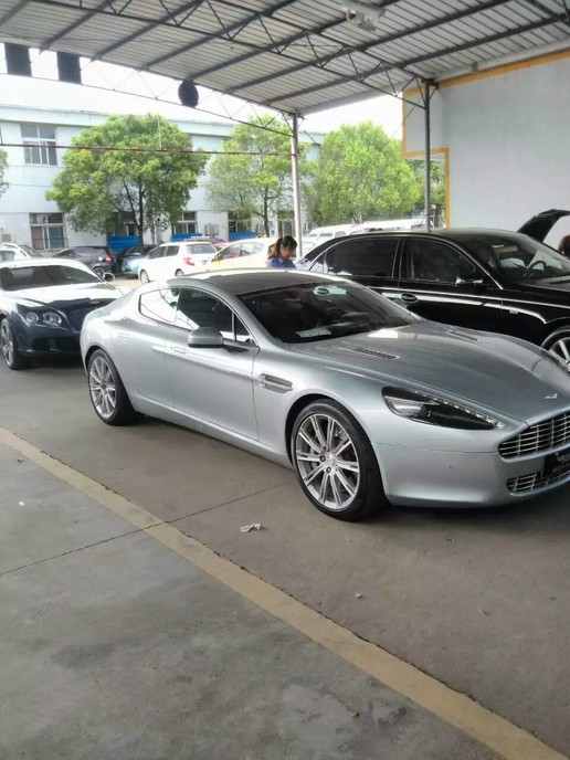 太有钱了！浙江二手车从业者带你看看正在准备过户的二手豪车们