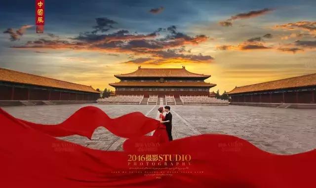 拍婚纱照该怎么摆姿势,如何拍婚纱照摆pose才好看