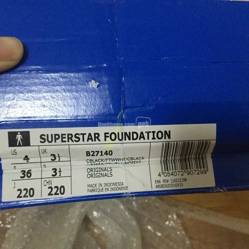 阿迪达斯三叶草贝壳鞋男款,阿迪达斯三叶草贝壳头搭配