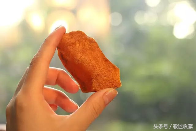 蜜蜡上有黑点怎么去掉,蜜蜡上有黑点怎么消除