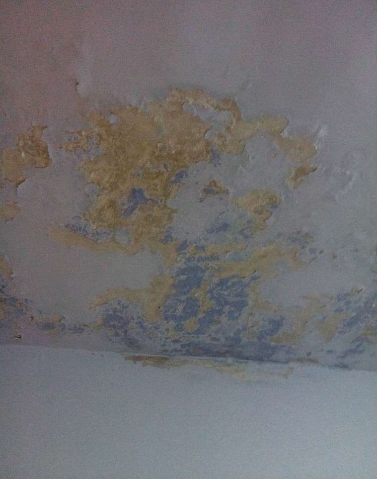 墙底没铲干净腻子裂缝怎么补救,墙腻子层裂掉怎么修