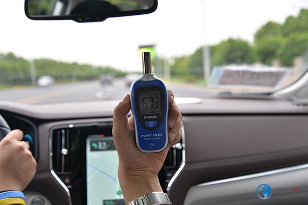 上汽荣威新能源车体验,荣威ei6max试驾