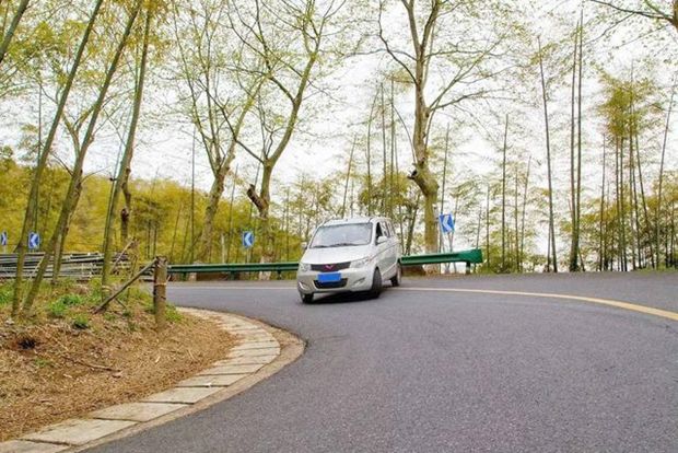 日产nv驾驶感受,日产nv200驾驶感受怎么样