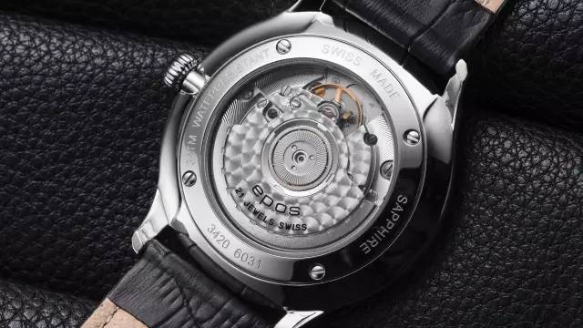 比较薄的儿童手表推荐,想要厚一点的手表