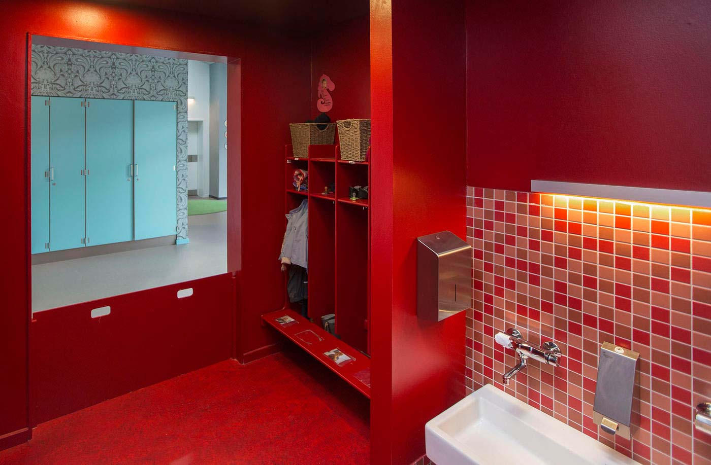 一所充满热情和爱的幼儿园,一所温暖的幼儿园