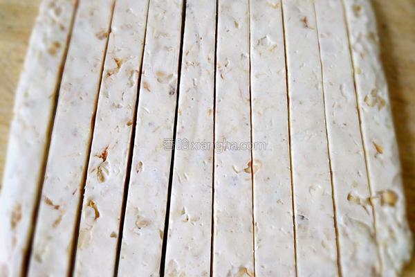 做牛轧糖的重点方法和技巧,简单又好吃的牛轧糖你做过吗