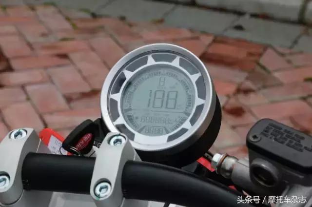 aprilia复古车cr150,试驾的简单感受