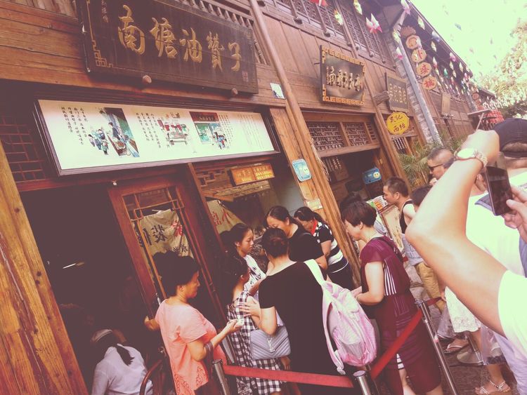 宁波南塘老街介绍,穿越百年的街市