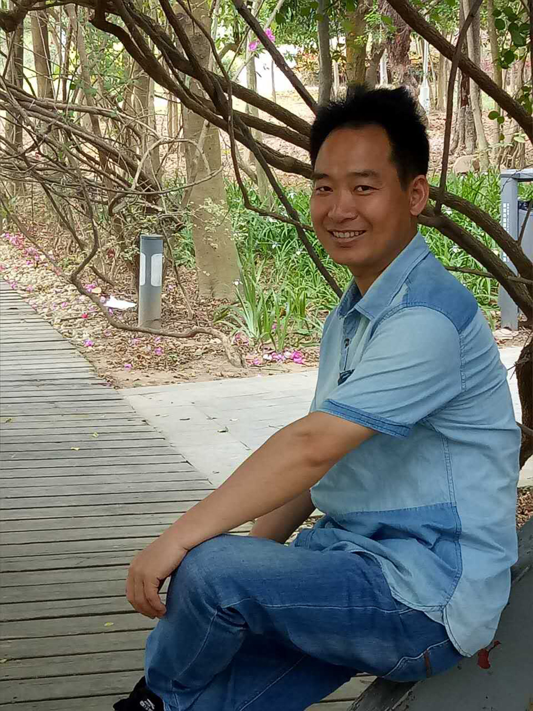 「诺峰之星」何盛技：甘当基石，筑起诺峰摩天大楼