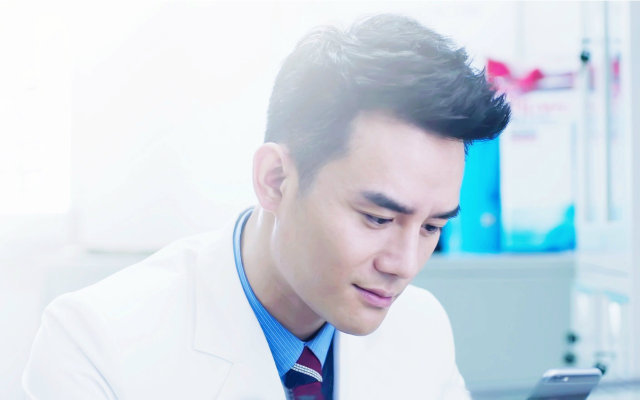 看到白大褂血压升高怎么回事,白大褂高血压中医