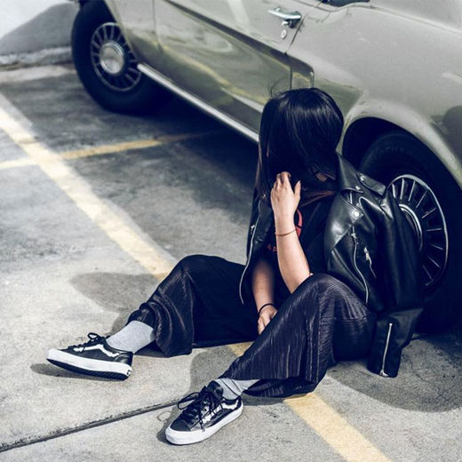 gd把这双vans活生生穿成新爆款,gd同款vans