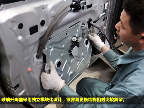 2019逍客发动机舱拆解教程,日产逍客底盘拆解1.3t视频