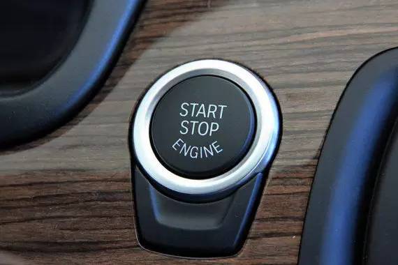 你知道吗？有些车拿备用钥匙也开不走！|Y车评