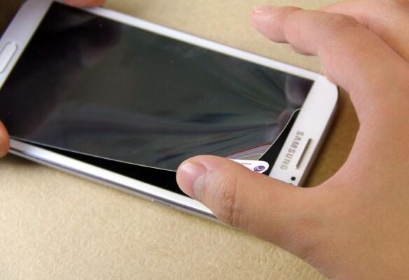 一群人玩的游戏手机,一群玩手机的人