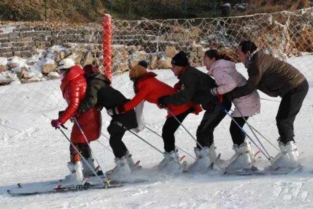 郑州春节滑雪好玩的地方排行榜,郑州桃花峪滑雪场门票