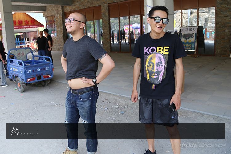 开着奔驰260的视频,开着es200去旅游是什么样的体验