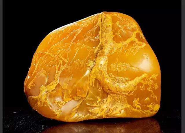 田黄为什么这么贵,真品田黄的真假识别与收藏价值