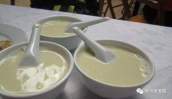 广西梧州当地人去吃的小吃街,梧州最好的特色小吃